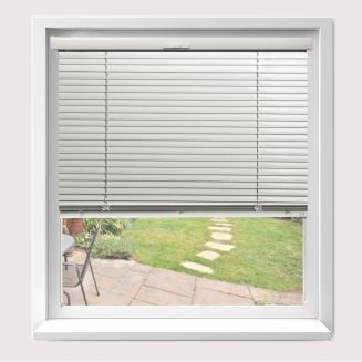 Intu Venetian Cameo Venetian Blind