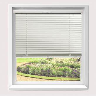 Intu Venetian Dairy Venetian Blind