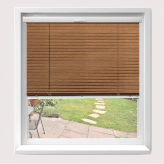 Intu Venetian Wood Effect Chestnut Venetian Blind